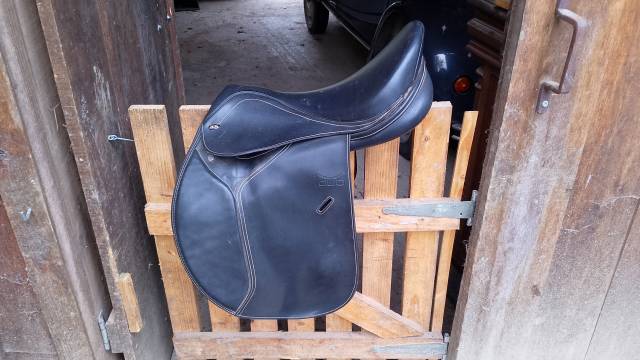 Selle Tekna mixte 17,5