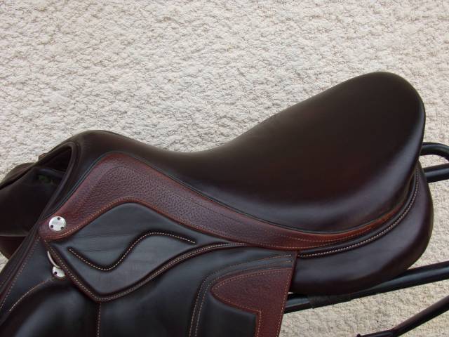 Vends selle Chiberta Devoucoux 18'