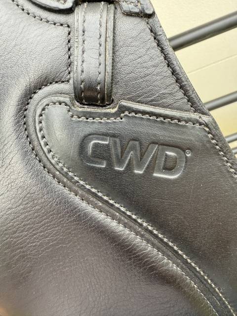 Selle de dressage Cwd 17,5