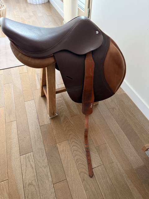 Selle CWD Club 17’’ – série 2/25 – 2020 – Très bon état