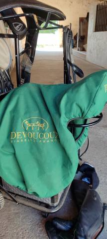 Selle Devoucoux Socoa 17,5 – Très bon état 