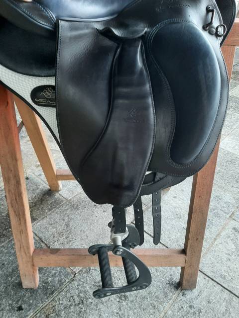 Selle Gaston Mercier Sévérac + pack complet – Très bon 