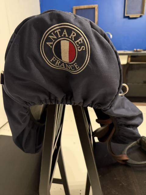 Selle obstacle Antarès 17 pouces