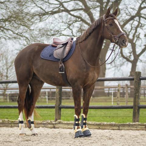 Tapis de selle Sensisoft - QHP - Doublure en fausse fourrure