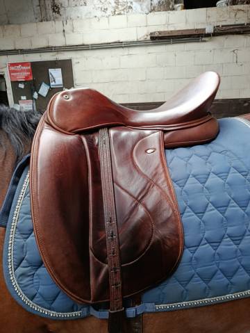 Selle de dressage WOW 