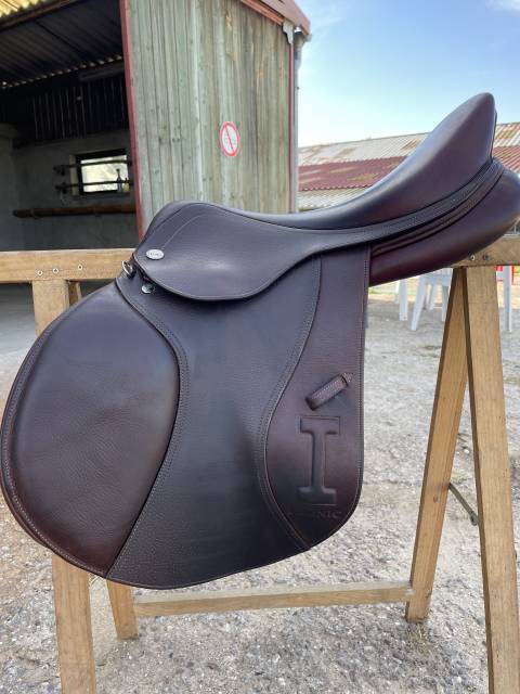 Selle ikonic 17 