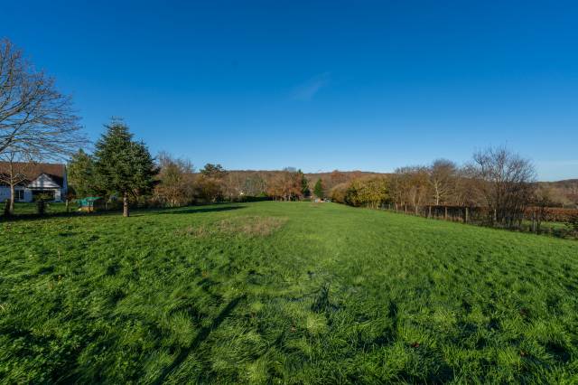 Maison 40 km de paris avec terrain de 6000 m2 +ecurie 