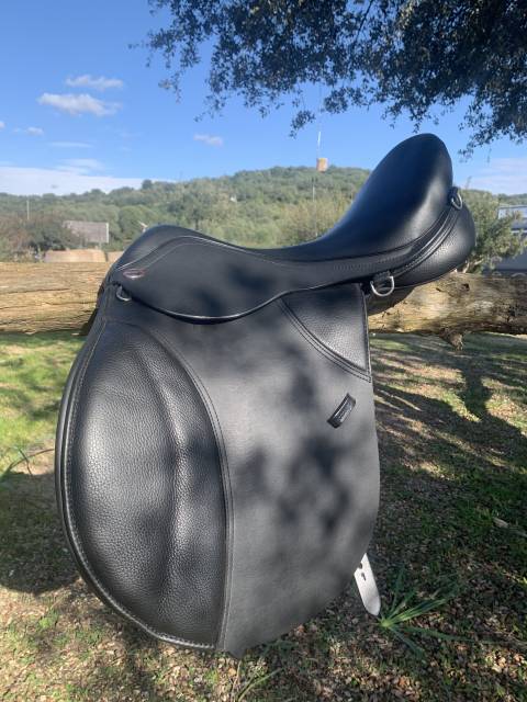 Selle neuve THOROWGOOD 17’5 - T8 Compact Low Wither 
