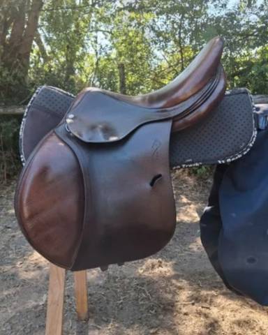 Selle antares contact 17" de 2017