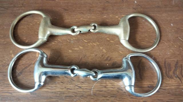 lot  mors olive double brisure