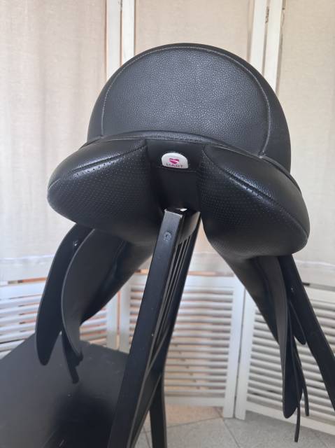 Selle Wintec 500 CAIR mixte HARTE 17,5