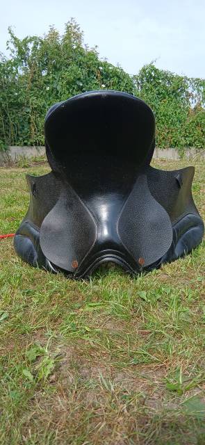 Selle de dressage jc