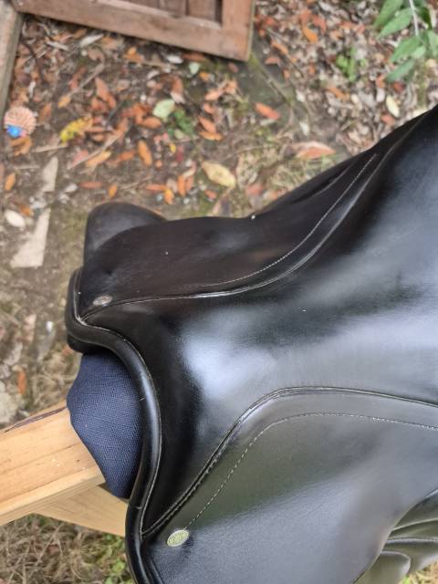 Selle dressage Antares Altaïr 
