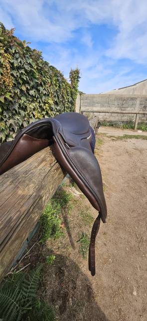 Selle de Dressage "light" monoquartier 