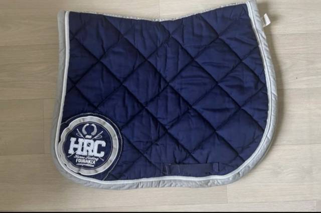 Tapis de selle 