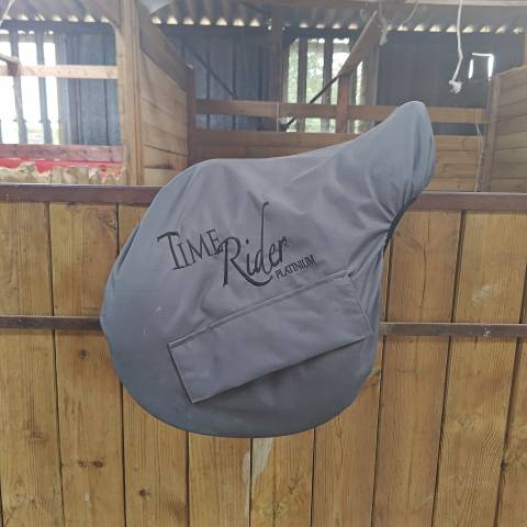 Selle infinity III TAILLE 18 TIME RIDER PLATINIUM