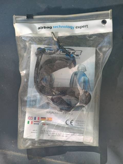 Airbag Helite zip'in 2 taille M très bon état
