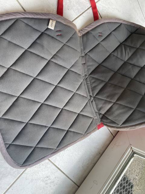 Tapis de selle shetland rouge