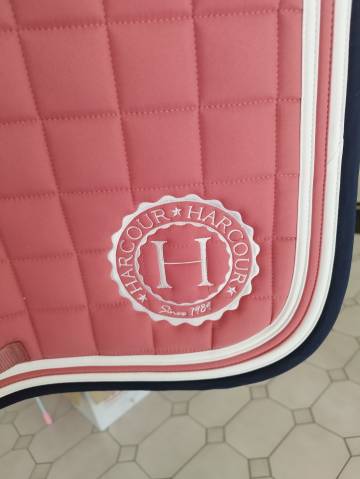 Tapis de dressage Harcour Rose poudré et Bleu nuit neuf