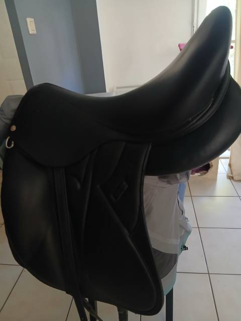 Selle devoucoux makila S taille 18 