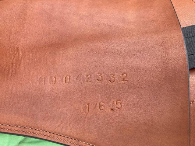 Selle de dressage 16.5