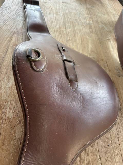 Sangle bavette en cuir taille 130