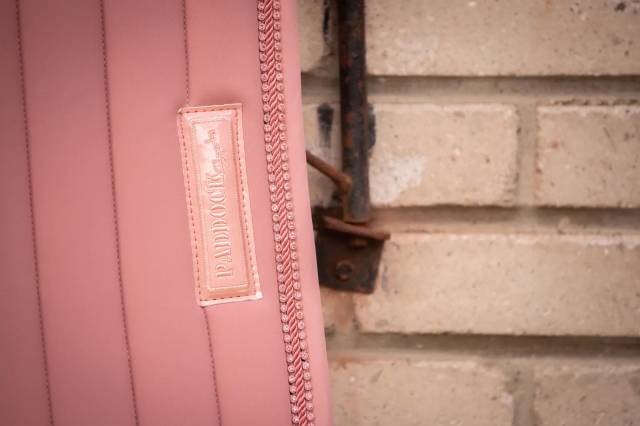 Tapis de selle Verticali - PADDOCK - Matelassage épais