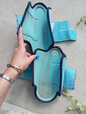 Guêtres + protèges boulet (licol offert)