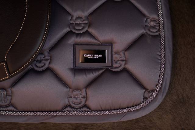 Tapis de selle Dark Violet - Equestrian Stockholm - High IQ Cool Comfort