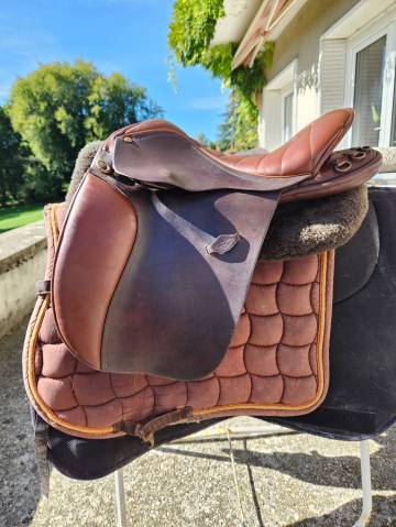 selle de randonnée Henry de Rivel 