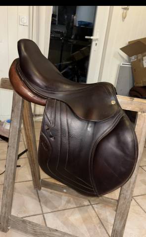 Selle CWD SE06 17.5 – Excellent état, prix canon 