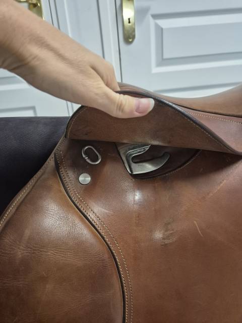 Selle acavallo 17 pouces