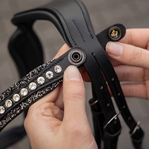 Frontal en cuir Skye - QHP - Bouton pression