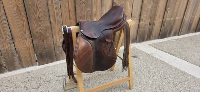 Selle antares  de 2014, taille 17