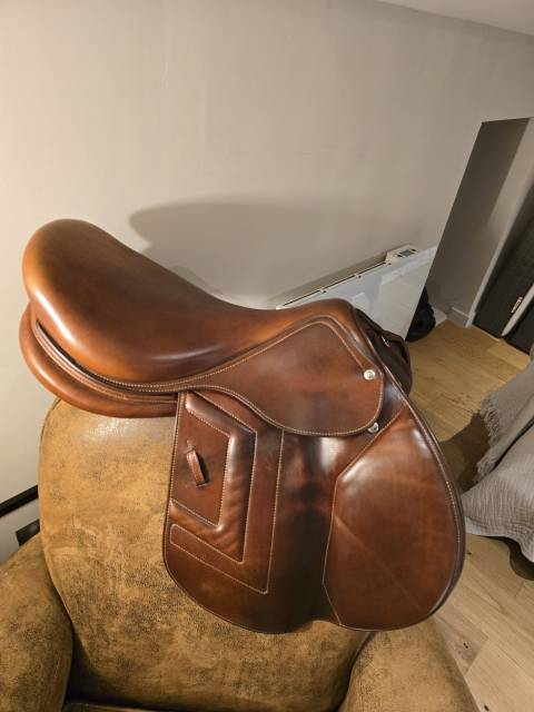 Selle Renaissance 18", 2019, très bon état 