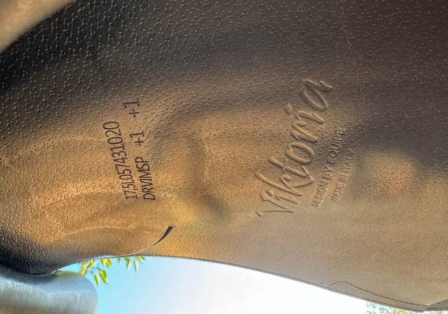 selle de dressage Equipe Carbon Viktoria monoflap 17,5