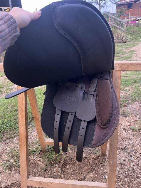 Selle Wintec Hart Mixte Brun 17’