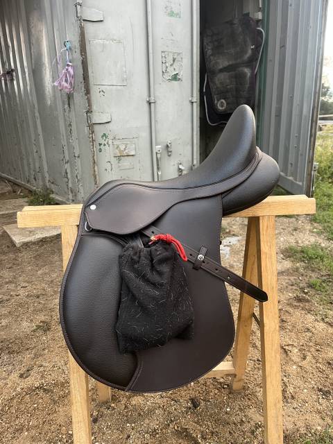 Selle Wintec Hart Mixte Brun 17’