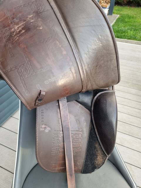 Selle de dressage Stubben biomex 17.5