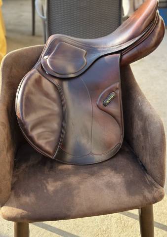 Selle obstacle Amerigo 17,5 pouces