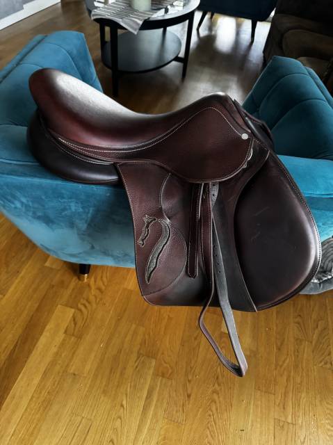 Selle Antares Connexion 17,5 pouces