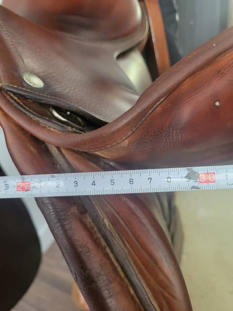 Selle brunet pineau havane 17.5"