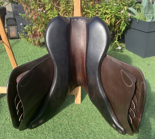 Selle Forestier Séoul 17.5 2024