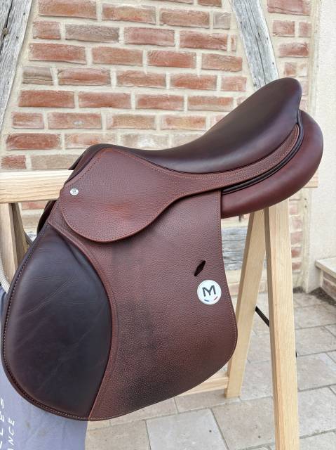 Selle MEYER Taile : 17,5