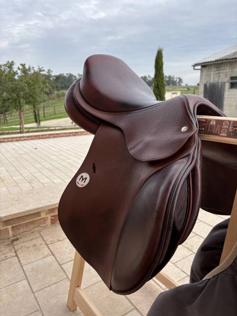 Selle MEYER Parfait état 18 pouces