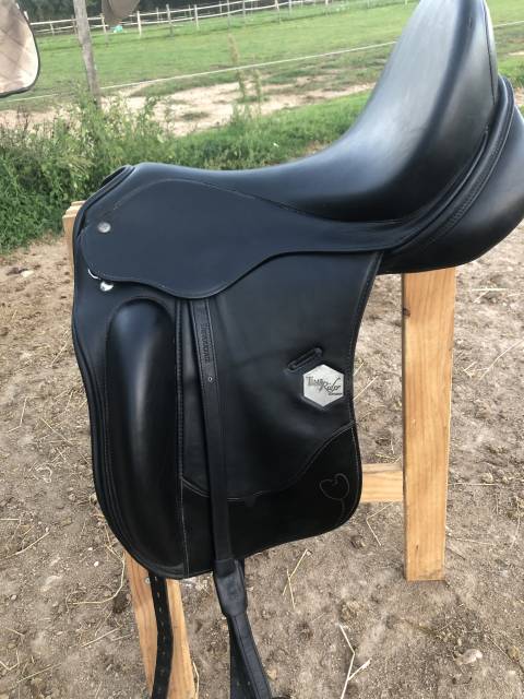 Selle dressage 