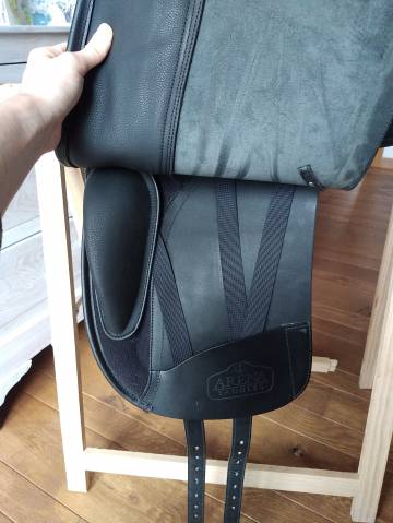 Arena wide dressage 17,5 noir