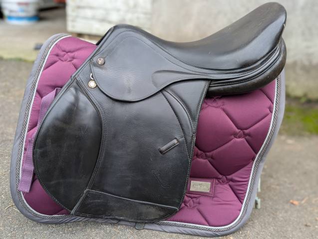 selle prestige Meredith 