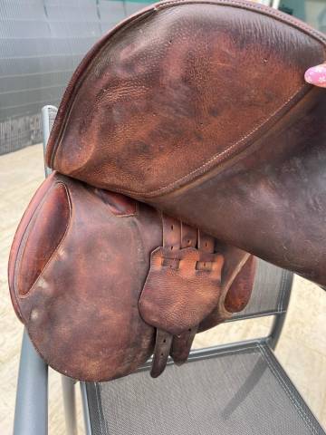 Selle BUTET 17,5 - Siège plat 