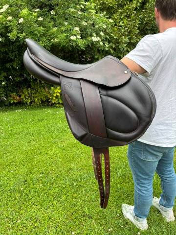 Selle Childeric mono quartier 18p